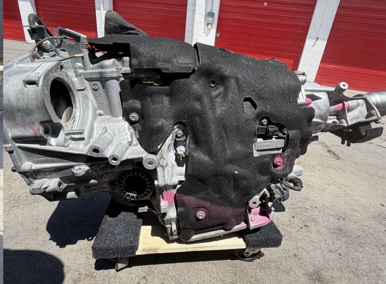 Main image 3