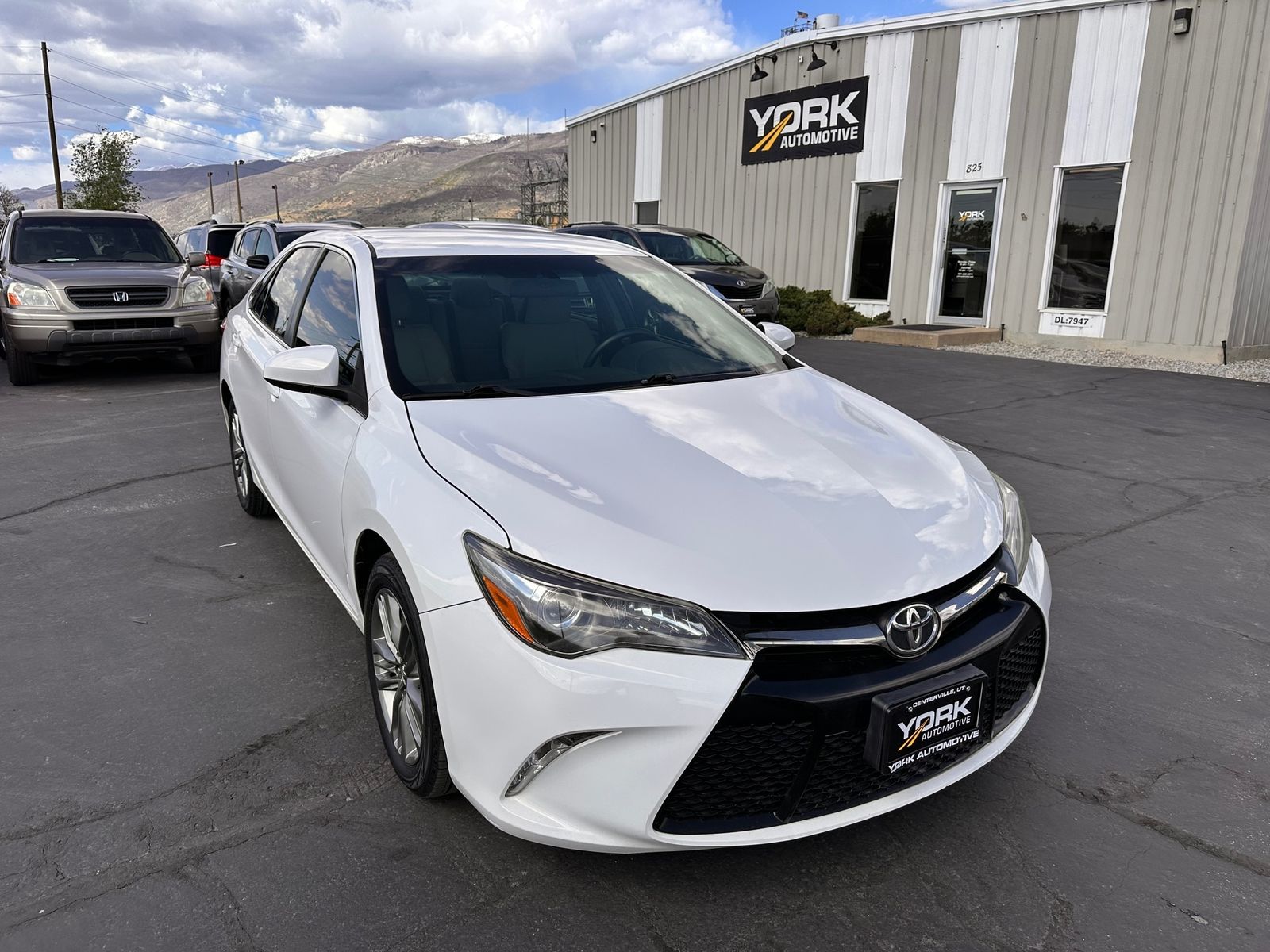 2016 Toyota Camry SE