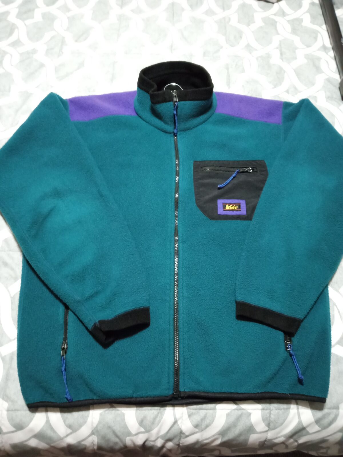 REI zip up unisex fleece jacket size L