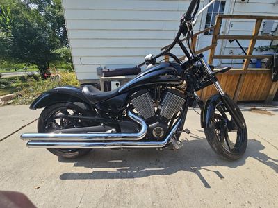 Victory Vegas 8-Ball - 9,952 Miles