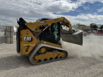 Large Compact Track Loader Rental – Cat 259 & Kubota SVL75 Skid Steer - High performance machines starting at $325