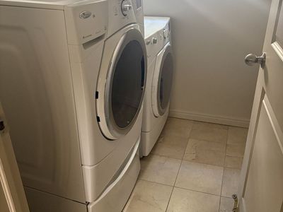 Whirlpool Duet Front-Load Washer & Electric Dryer Set