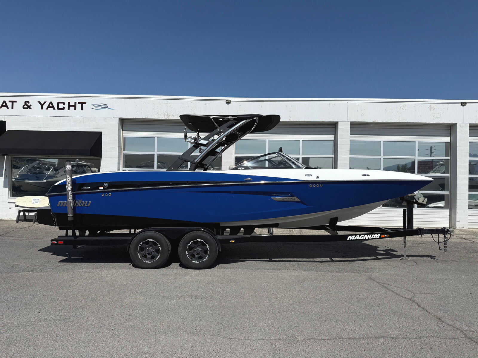 2013 24' Malibu Wakesetter 24 MXZ Bowrider