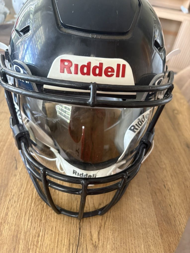 Riddell SpeedFlex Youth Medium Football Helmet
