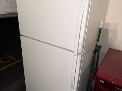 Maytag fridge/freezer