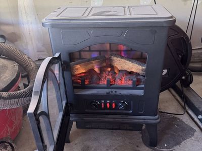 Personal small fire place heater