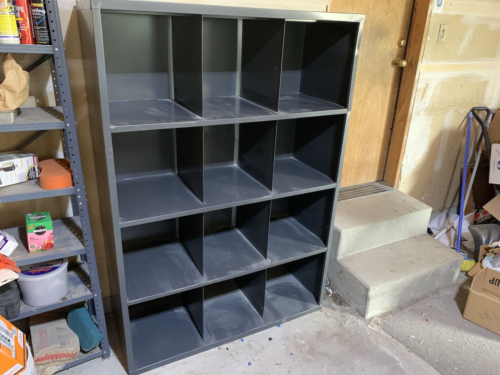Storage Shelf Unit