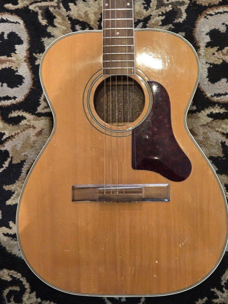 1960's HARMONY SOVEREIGN ACOUSTIC (Jimmy Page uses one to write songs)GUITAR