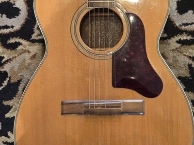 1960's HARMONY SOVEREIGN ACOUSTIC (Jimmy Page uses one to write songs)GUITAR