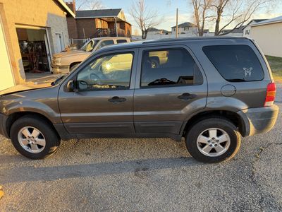 2005 FORD ESCAPE XLT