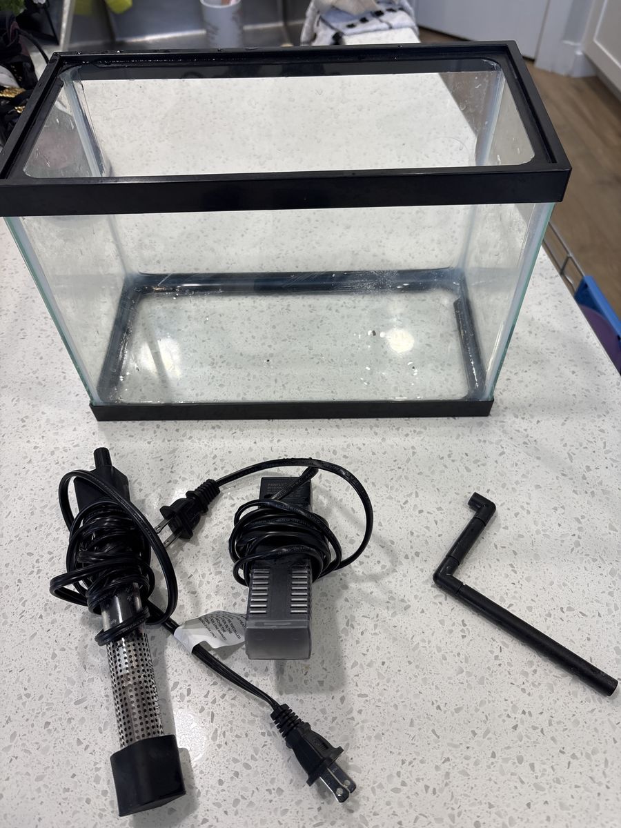 Fish tank, water heater and water filter