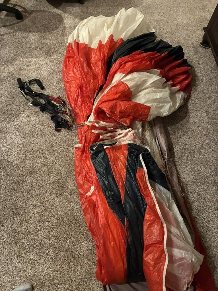 Skywalk Arak paraglider