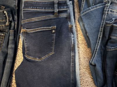 Capris, skinny jeans/jeans