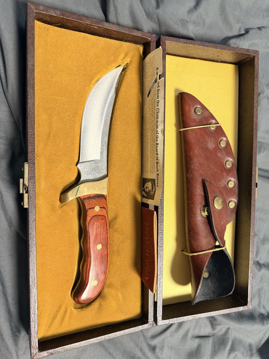 Buck Kalinga Fixed Blade Hunting Knife