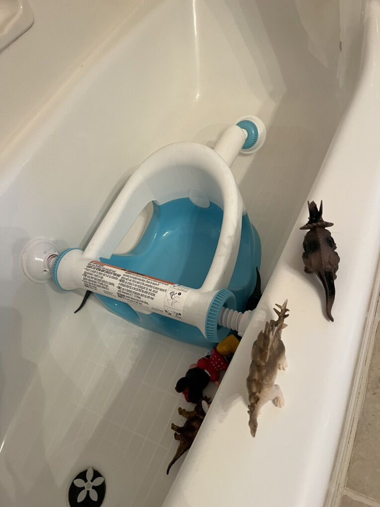 Baby bath seat used one time!