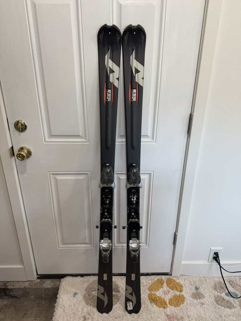 Nordica Beast Skiis
