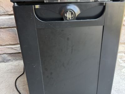 Black Compact Mini Refrigerator