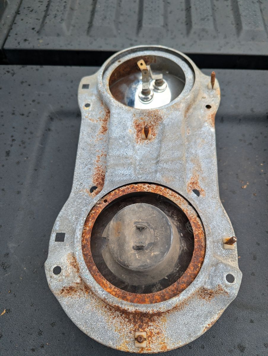 Main image 10