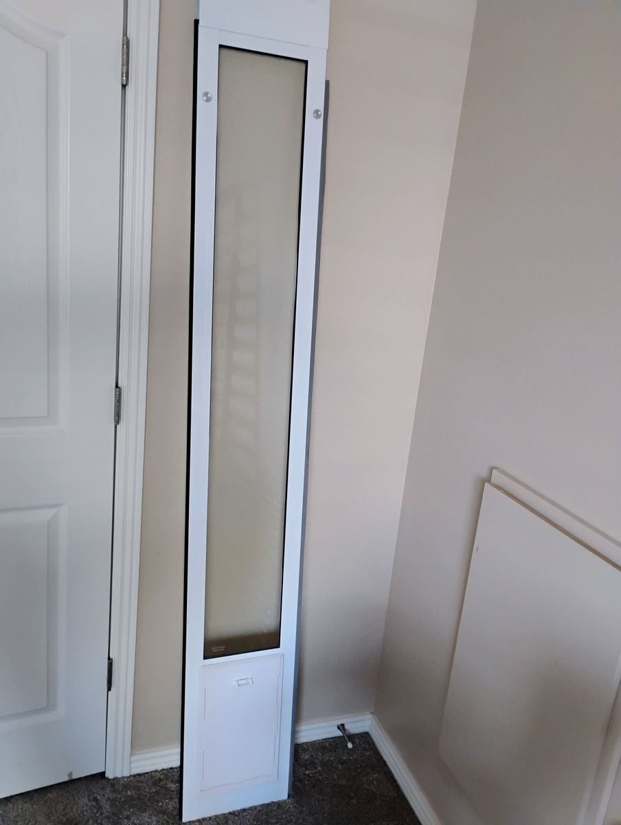 Doggie Door - Sliding glass insert - small