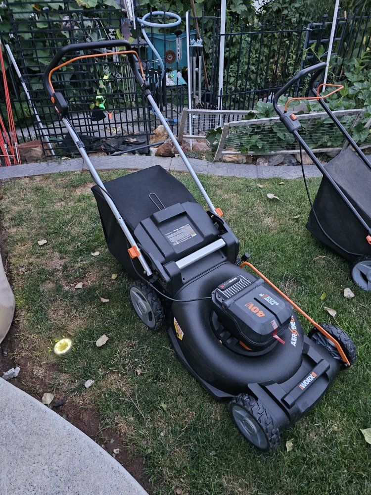 WORX Nitro WG752 40V Power Share 21" Cordless Lawn Mower