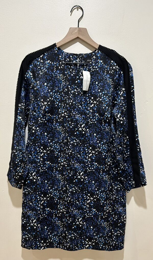 NWT Banana Republic Long Sleeve Shift Dress Size 2