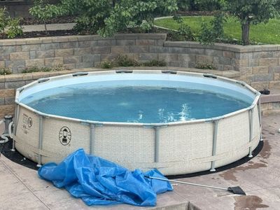 Free Pool
