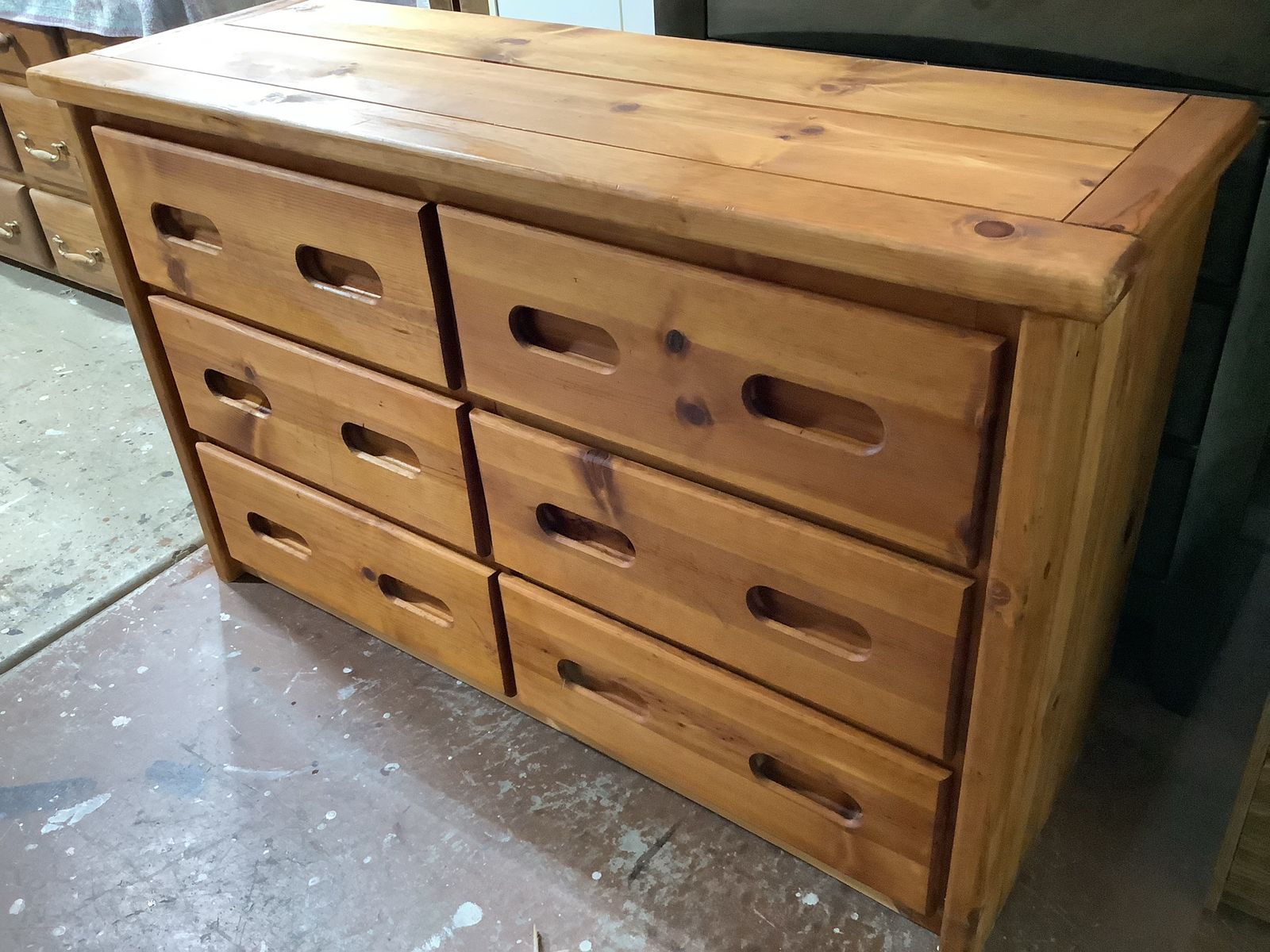 5 Drawer Knotty Pine Dresser