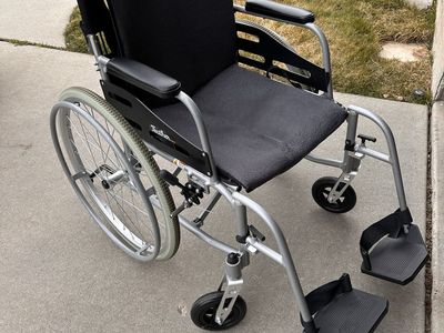 Wheelchair - Feather chair