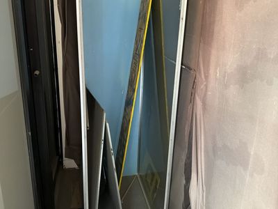 6’ x 2’ glass display case for Parts