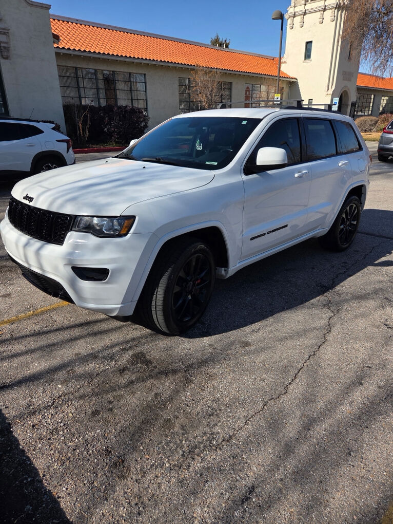 2018 Jeep Grand Cherokee Laredo