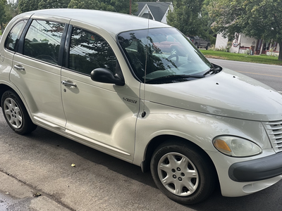 2002 CHRYSLER PT CRUISER Base