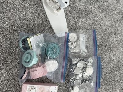 Button press/maker + accessories