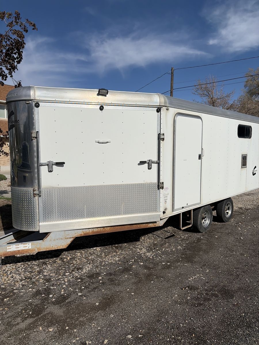 Enclosed Trailer