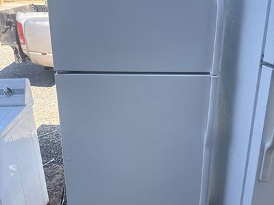 White Top Freezer Refrigerator