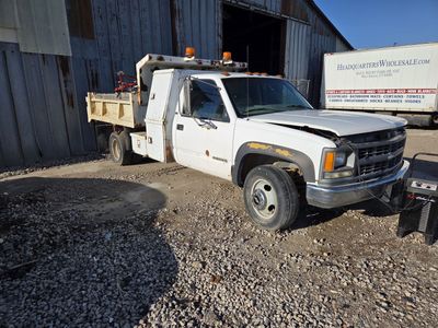 1996 chevy 3500 dump truck utility vehicle DOESNT NOT RUN 6k or best offer NEED IT GONE ASAP