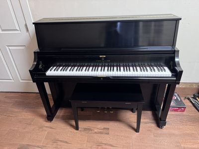 Story&Clark Piano with free delivery and free home tuning