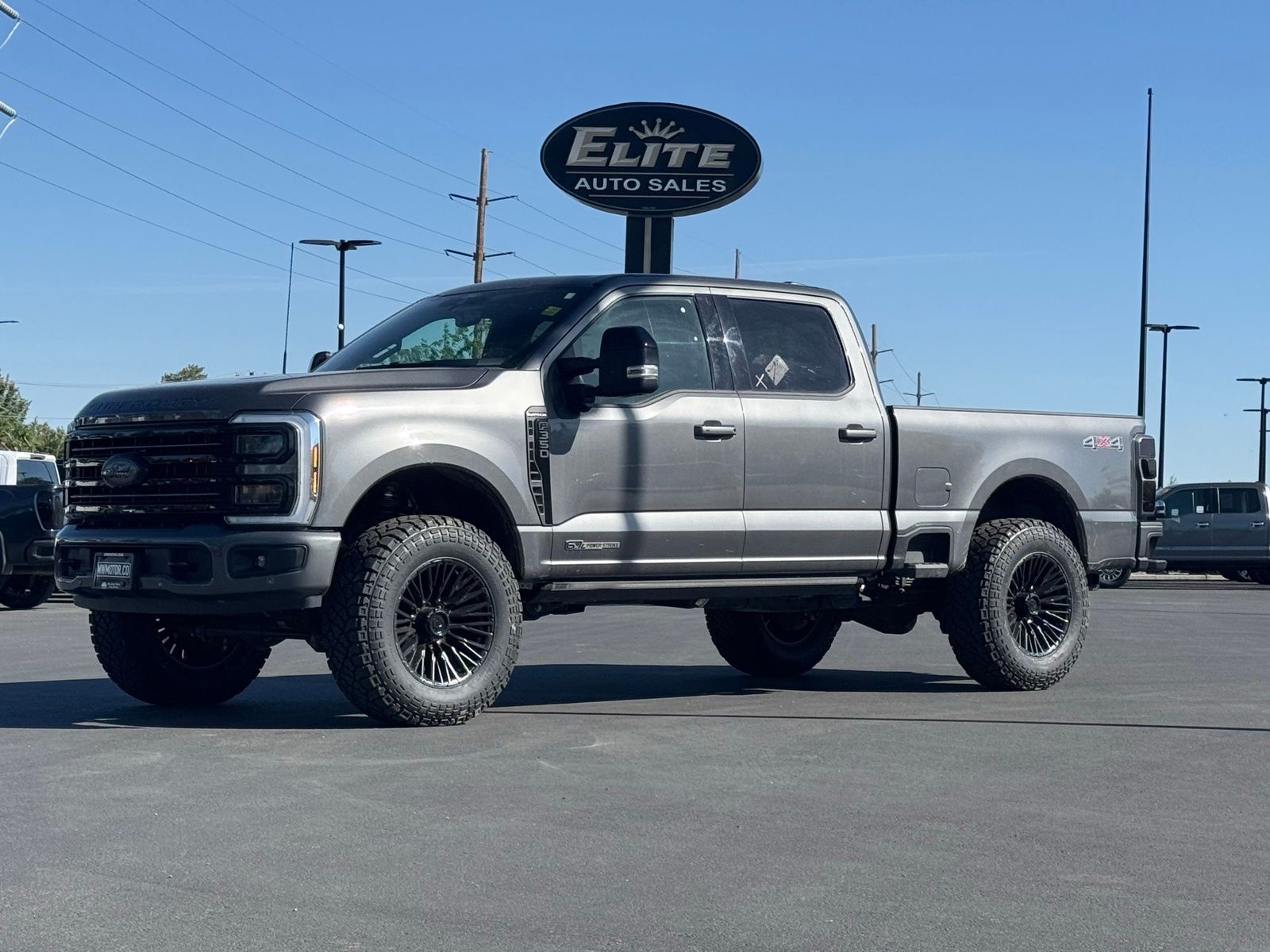 2025 Ford F-350 Super Duty Platinum