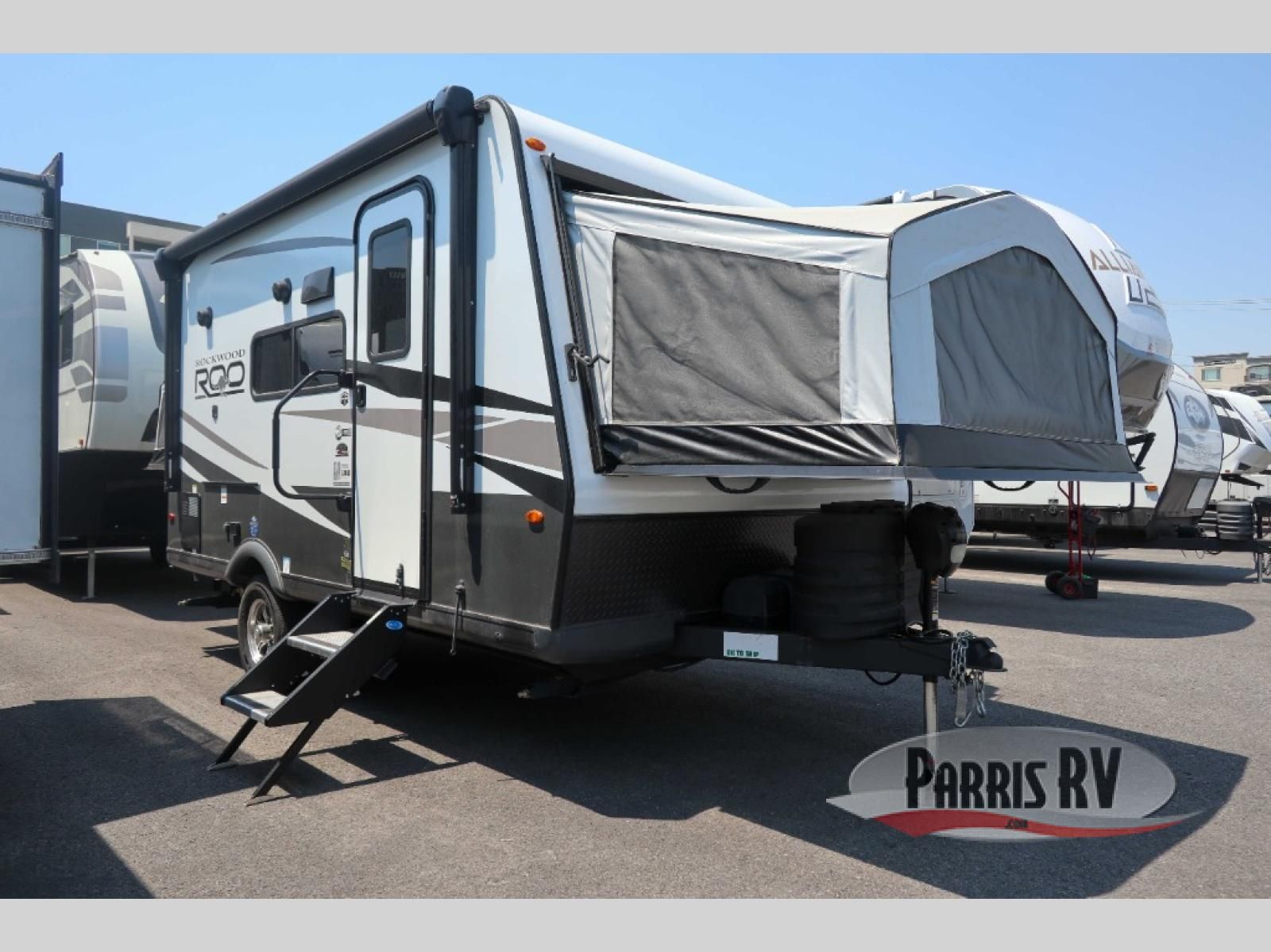 Used 2025 Forest River RV Rockwood Roo 17E