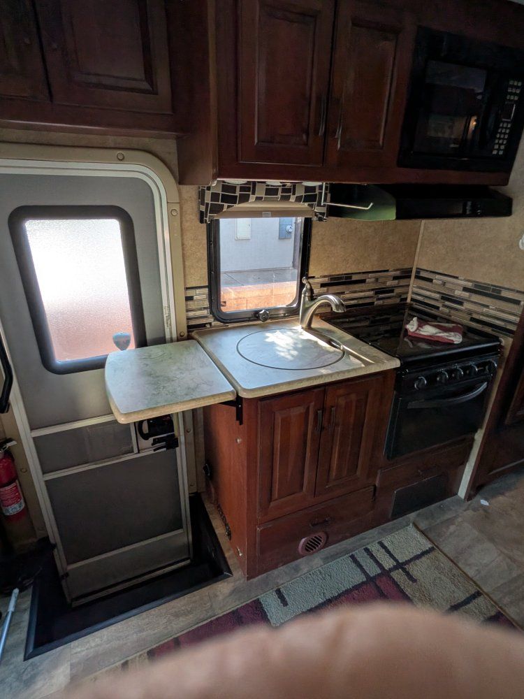Main image 7