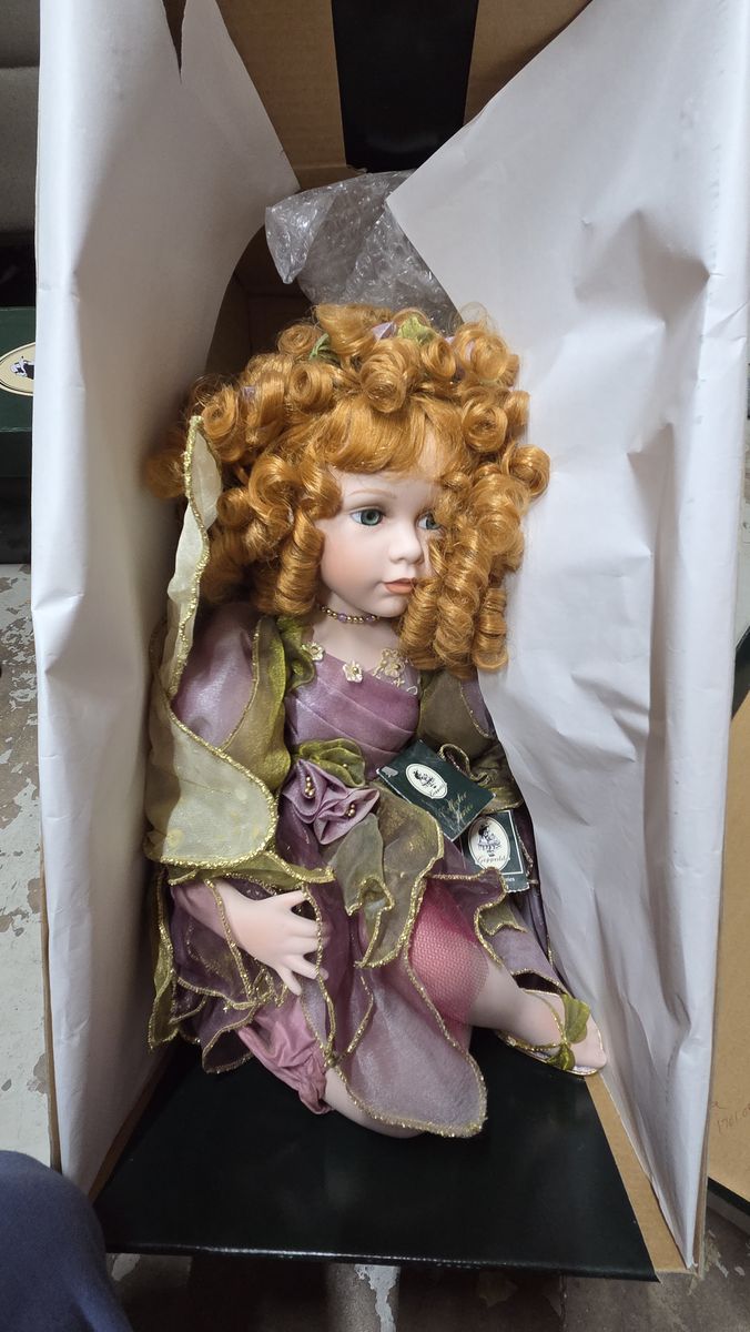 Geppeddo collectors doll