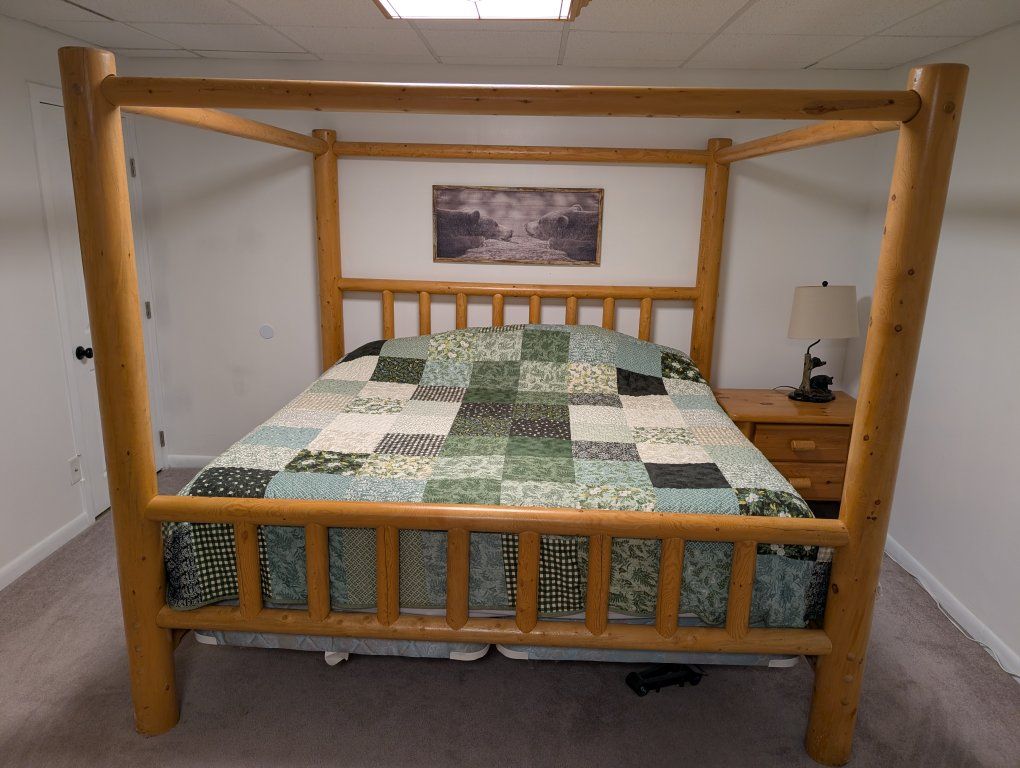 Solid Pine Bedroom set