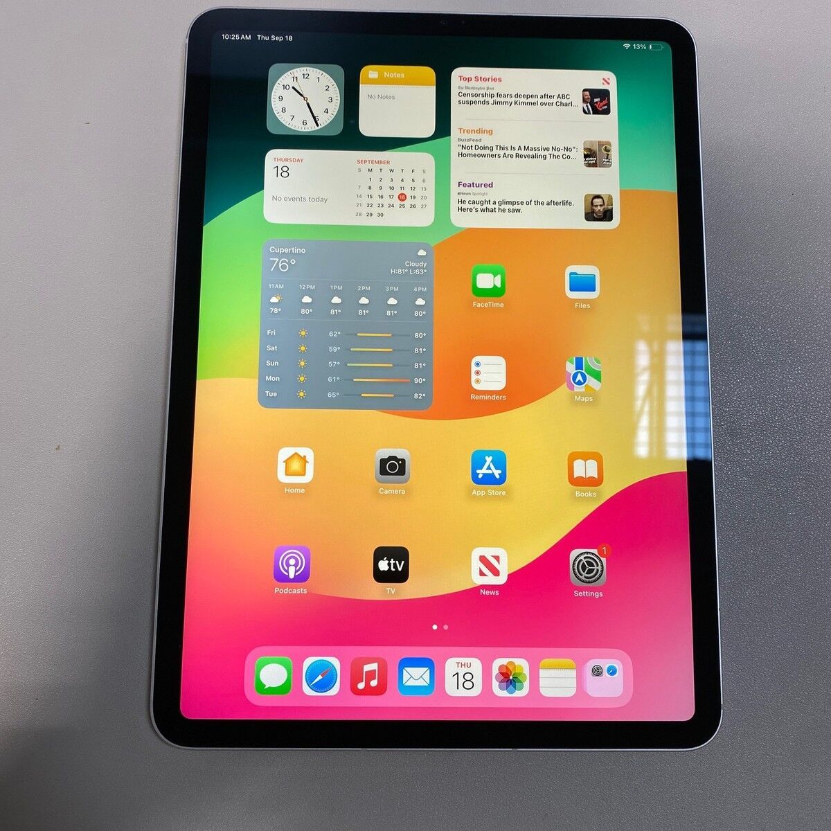 Apple iPad Pro 11inch (2nd Gen) 128GB WiFi + Cellular