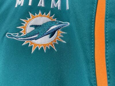 NEW NFL Miami Dolphins Jacket ( Adult Medium)