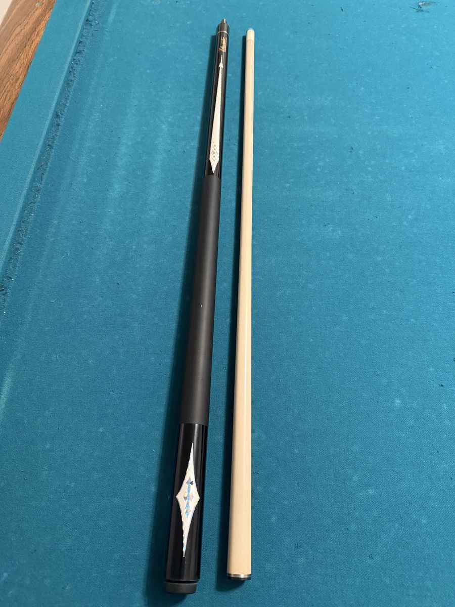 Eliminator Pool Cue - Black & White, Fiberglass Over Wood,