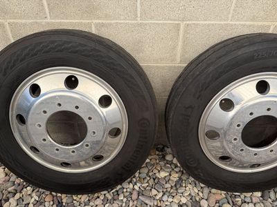 Ford F450 Dually Factory Wheels @ Tires