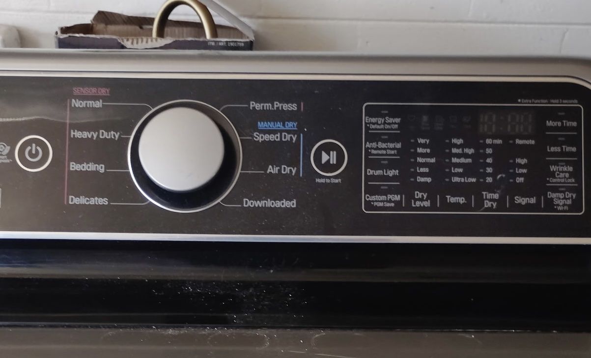 LG WASHER & DRYER (gas)