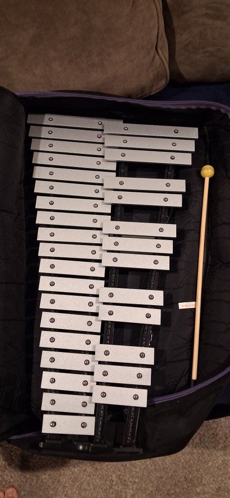 Yamaha Glockenspiel Xylophone with Stand and Carry Bag - Used Musical Instrument