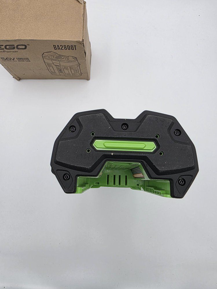 Main image 6