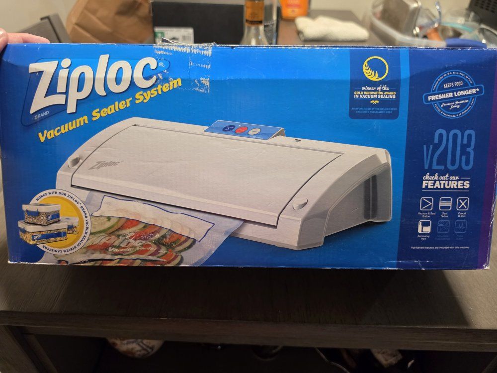 Ziploc Vacuum Sealer - Gently Used