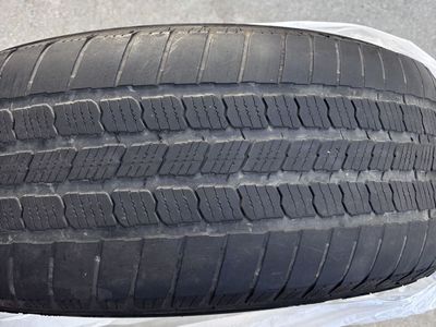 Used Tire 265 70/R17